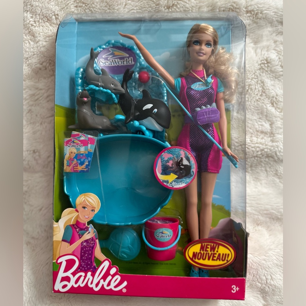 NIB Barbie I Can Be: Seaworld Training Doll